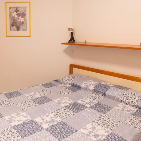 Apartment Vista Mare Con Piscina Mv10 *
